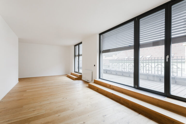 ALPOD GRAFICKASMICHOV 020425 WEBRES KUBACERV  2 768X512